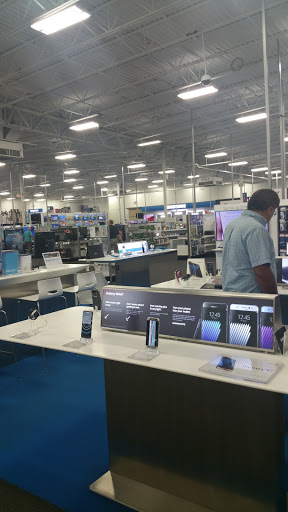 Electronics Store «Best Buy», reviews and photos, 251 Nassau Park Blvd, Princeton, NJ 08540, USA
