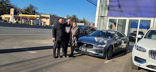 Volvo Dealer «Kundert Volvo Cars Of Hasbrouck Heights», reviews and photos, 140 NJ-17, Hasbrouck Heights, NJ 07604, USA