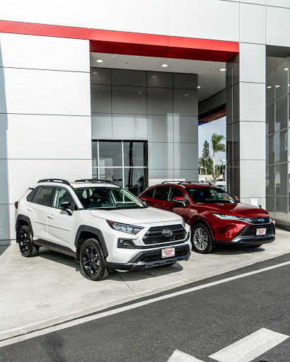 Toyota Dealer «Claremont Toyota», reviews and photos, 601 Auto Center Dr, Claremont, CA 91711, USA