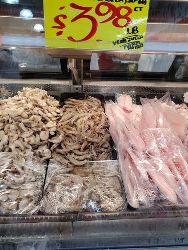 Mexican Grocery Store «Fiesta Market», reviews and photos, 939 E Irving Park Rd, Streamwood, IL 60107, USA