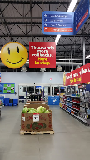 Department Store «Walmart Supercenter», reviews and photos, 2190 Gilmer Ave, Tallassee, AL 36078, USA
