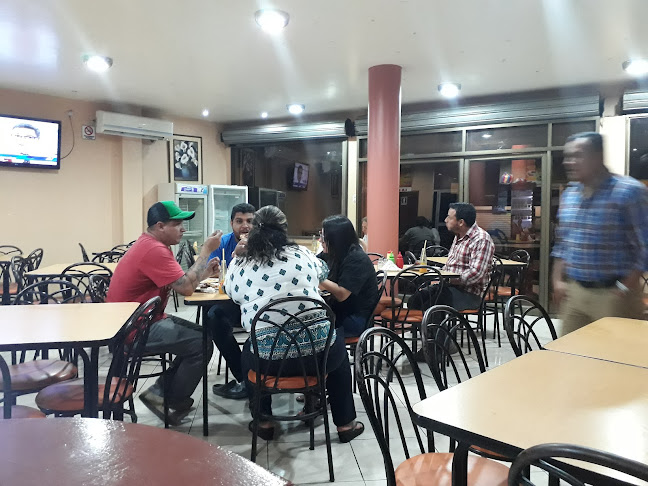 Restaurante La Esquina del Rico Pollo Bar 21