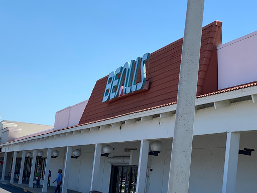 Clothing Store «Bealls Department Store», reviews and photos, 501 N Beneva Rd, Sarasota, FL 34232, USA