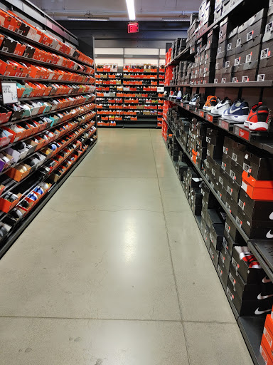 Sporting Goods Store «Nike Factory Store», reviews and photos, 1600 Saratoga Ave #213, San Jose, CA 95129, USA