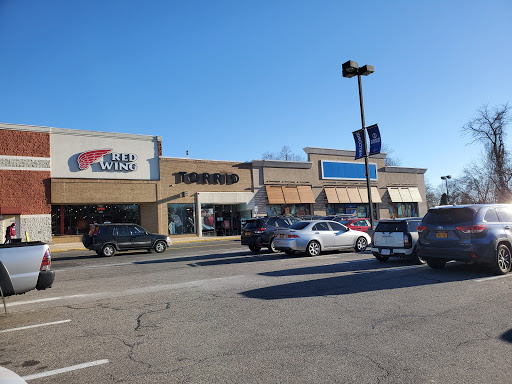 Shoe Store «Red Wing», reviews and photos, 2355 Central Park Ave, Yonkers, NY 10710, USA
