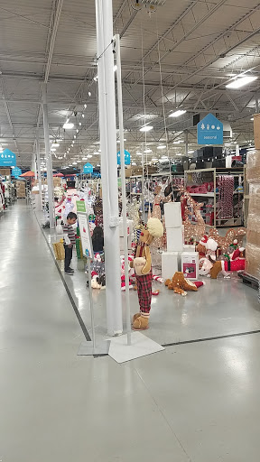 Home Goods Store «At Home», reviews and photos, 6840 NW Loop 410, San Antonio, TX 78238, USA