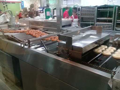 Bakery «Krispy Kreme Doughnuts», reviews and photos, 25802 El Paseo Avenue, Mission Viejo, CA 92691, USA