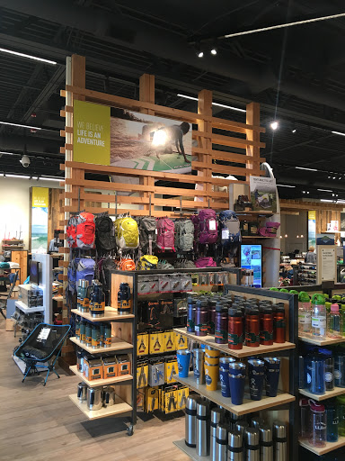 Clothing Store «L.L. Bean», reviews and photos, 4222 Easton Loop W, Columbus, OH 43219, USA