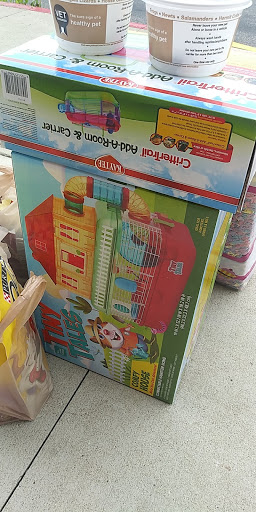 Pet Supply Store «PetSmart», reviews and photos, 479 River Hill Dr, Ashland, KY 41101, USA