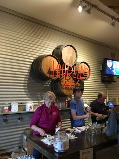 Winery «Laurello Vineyards», reviews and photos, 4573 OH-307, Geneva, OH 44041, USA