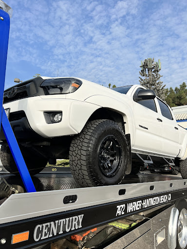 Auto Body Shop «Fountain Valley Bodyworks Express», reviews and photos, 18125 Euclid St, Fountain Valley, CA 92708, USA