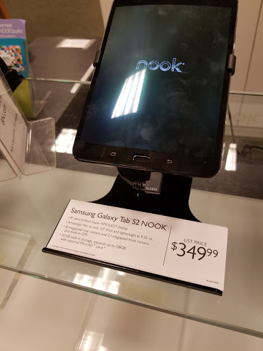 Book Store «Barnes & Noble», reviews and photos, 1980 N Dixie Hwy, Elizabethtown, KY 42701, USA