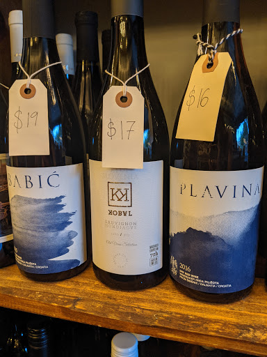 Wine Store «Bondi Wines & Spirits», reviews and photos, 350 Franklin Ave, Brooklyn, NY 11238, USA