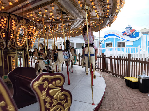 Amusement Park «Fantasy Island Amusement Park», reviews and photos, 320 7th St, Beach Haven, NJ 08008, USA