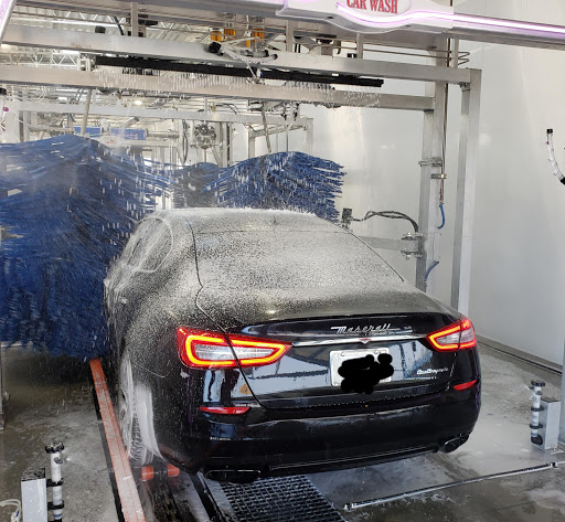 Sheridan Express Car Wash en Tulsa