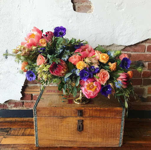 Wedding Planner «Hitched Planning + Floral», reviews and photos, 923 W 17 St, Kansas City, MO 64108, USA