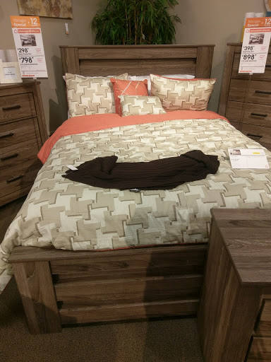 Furniture Store «Ashley HomeStore», reviews and photos, 12185 77th St, Kenosha, WI 53142, USA