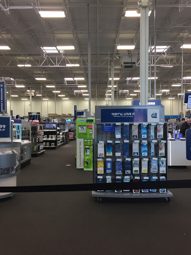 Electronics Store «Best Buy», reviews and photos, 4650 1st Ave NE, Cedar Rapids, IA 52402, USA