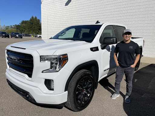 GMC Dealer «Champion Buick GMC», reviews and photos, 7885 Grand River Ave, Brighton, MI 48114, USA