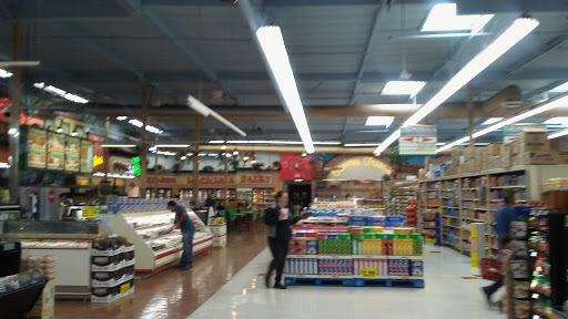 Supermarket «Vallarta Supermarkets», reviews and photos, 1111 N Cherry St, Tulare, CA 93274, USA