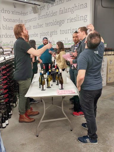 Wine Store «Vin Chicago», reviews and photos, 1826 N Elston Ave, Chicago, IL 60642, USA