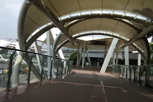 Pragati Maidan Metro Sky Walk Bridge image