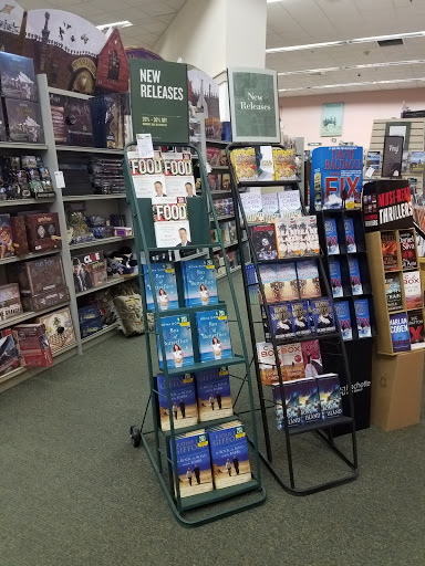 Book Store «Bookstar (Barnes & Noble)», reviews and photos, 8650 Genesee Ave, San Diego, CA 92122, USA