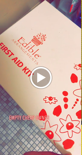 Gift Shop «Edible Arrangements», reviews and photos, 204 Main St, New Britain, CT 06051, USA