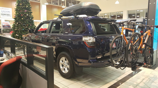 Toyota Dealer «Toyota Knoxville», reviews and photos, 10415 Parkside Dr, Knoxville, TN 37922, USA