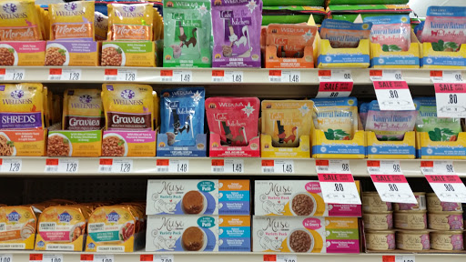 Pet Supply Store «Pet Supplies Plus», reviews and photos, 702 W Northland Ave, Appleton, WI 54914, USA