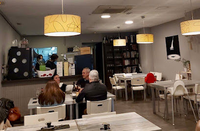 Restaurante Malkebien - Carrer de Sant Domènec Savio, 39, 46019 València, Valencia, Spain