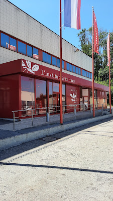 Grandes Distilleries Peureux (bureaux) à Fougerolles-Saint-Valbert