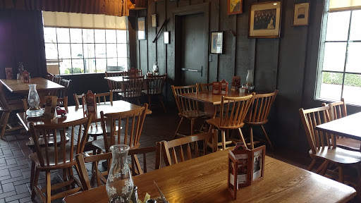 American Restaurant «Cracker Barrel Old Country Store», reviews and photos, 4321 S Interstate Hwy 35, San Marcos, TX 78666, USA