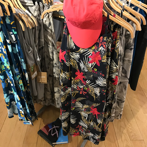 Outdoor Sports Store «Clear Water Outdoor - Lake Geneva», reviews and photos, 744 W Main St, Lake Geneva, WI 53147, USA