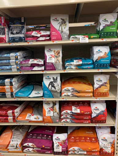 Pet Supply Store «Pet Supplies Plus», reviews and photos, 50633 Gratiot Ave, Chesterfield, MI 48051, USA