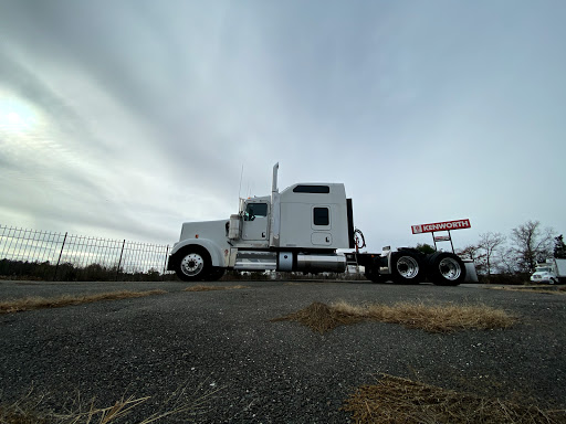 Ford Dealer «Gabrielli Ford Truck Sales and Service», reviews and photos, 3200 Horseblock Road, Medford, NY 11763, USA