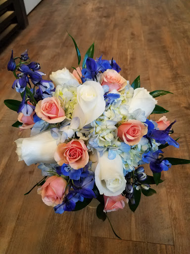 Florist «Harriets Flowers», reviews and photos, 226 College Ave W, Ruskin, FL 33570, USA