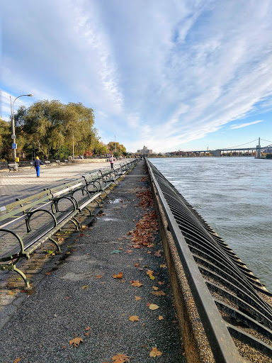 Park «Carl Schurz Park», reviews and photos, East 86th Street & East End Ave, New York, NY 10028, USA