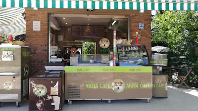Akita Cafe à Paris