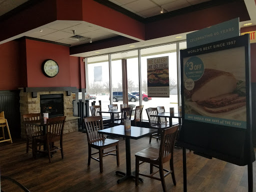 Shopping Mall «Chapel Hill Mall», reviews and photos, 2000 Brittain Rd, Akron, OH 44310, USA