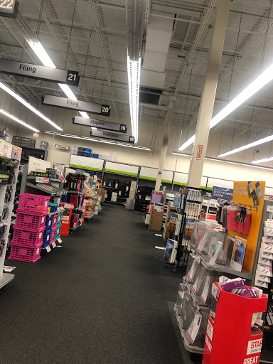 Office Supply Store «Staples», reviews and photos, 1075 N Main St, Warrington, PA 18976, USA