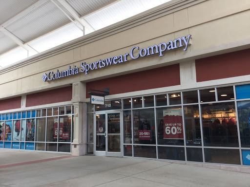 Sportswear Store «Columbia Sportswear Outlet Store at Tanger Outlets», reviews and photos, 4000 Arrowhead Blvd #710, Mebane, NC 27302, USA