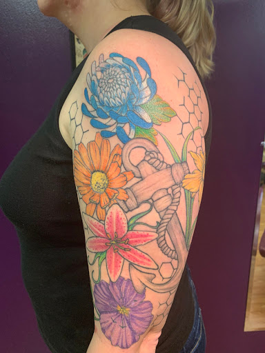 Tattoo Shop «City Line Tattoo & Body Piercing», reviews and photos, 917 N Prince St, Lancaster, PA 17603, USA