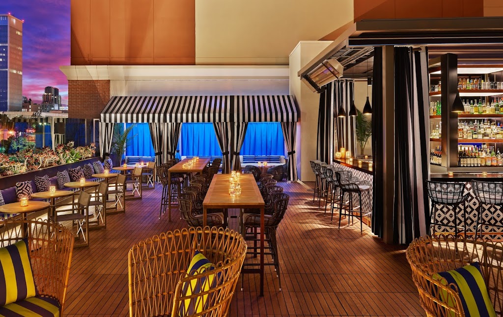 Topside Terrace Kitchen & Bar 92101