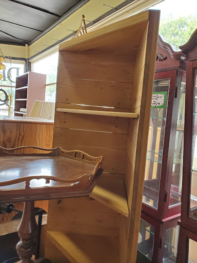 Used Furniture Store «Dixon Used Furniture», reviews and photos, 1915 Rainier Ave S, Seattle, WA 98144, USA