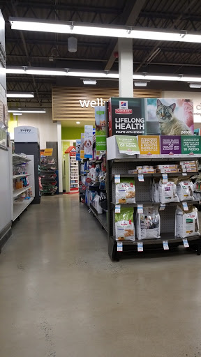 Pet Supply Store «Petco Animal Supplies», reviews and photos, 816 Washington St, Middletown, CT 06457, USA