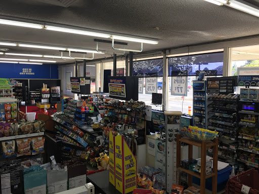 Convenience Store «Plaid Pantry Cornelius Store», reviews and photos, 89 N 10th Ave, Cornelius, OR 97113, USA