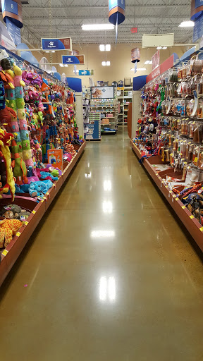 Pet Supply Store «PetSmart», reviews and photos, 6050 Peachtree Pkwy, Norcross, GA 30092, USA
