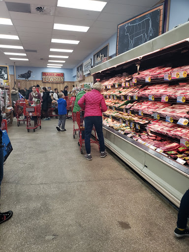 Shopping Mall «The Shops At Kenilworth», reviews and photos, 800 Kenilworth Dr, Towson, MD 21204, USA