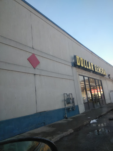 Home Goods Store «Dollar General», reviews and photos, 615 Walnut St, East Liverpool, OH 43920, USA